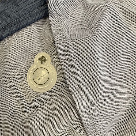 SIZE 6 Lululemon Windbreaker - Picture 8 of 12